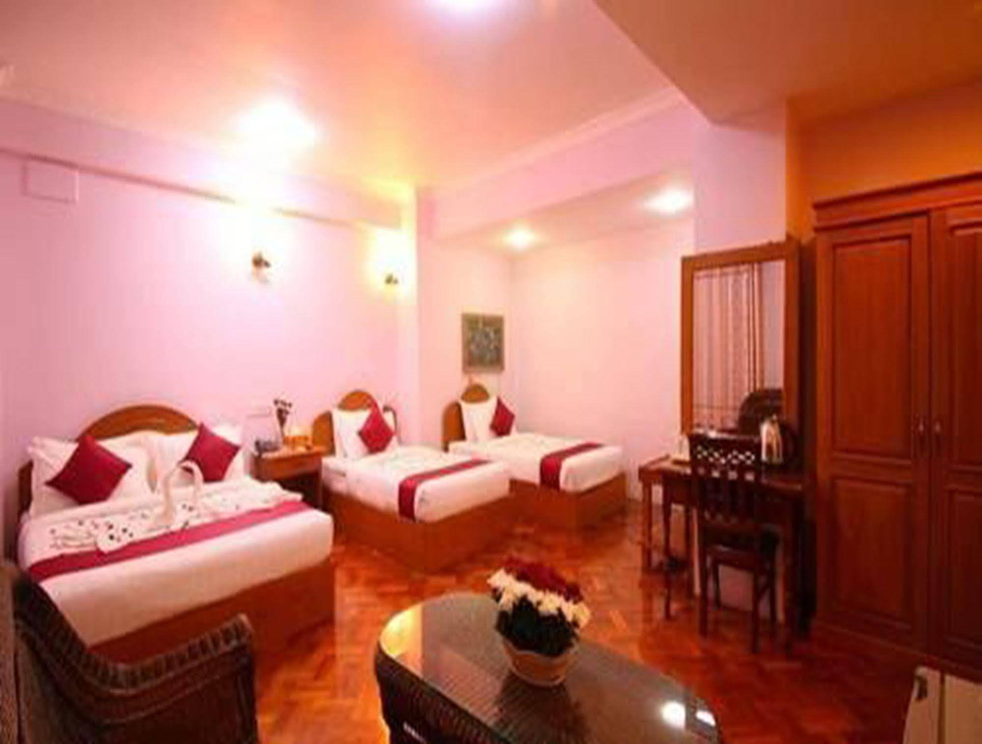 Hotel United Mandalay Luaran gambar