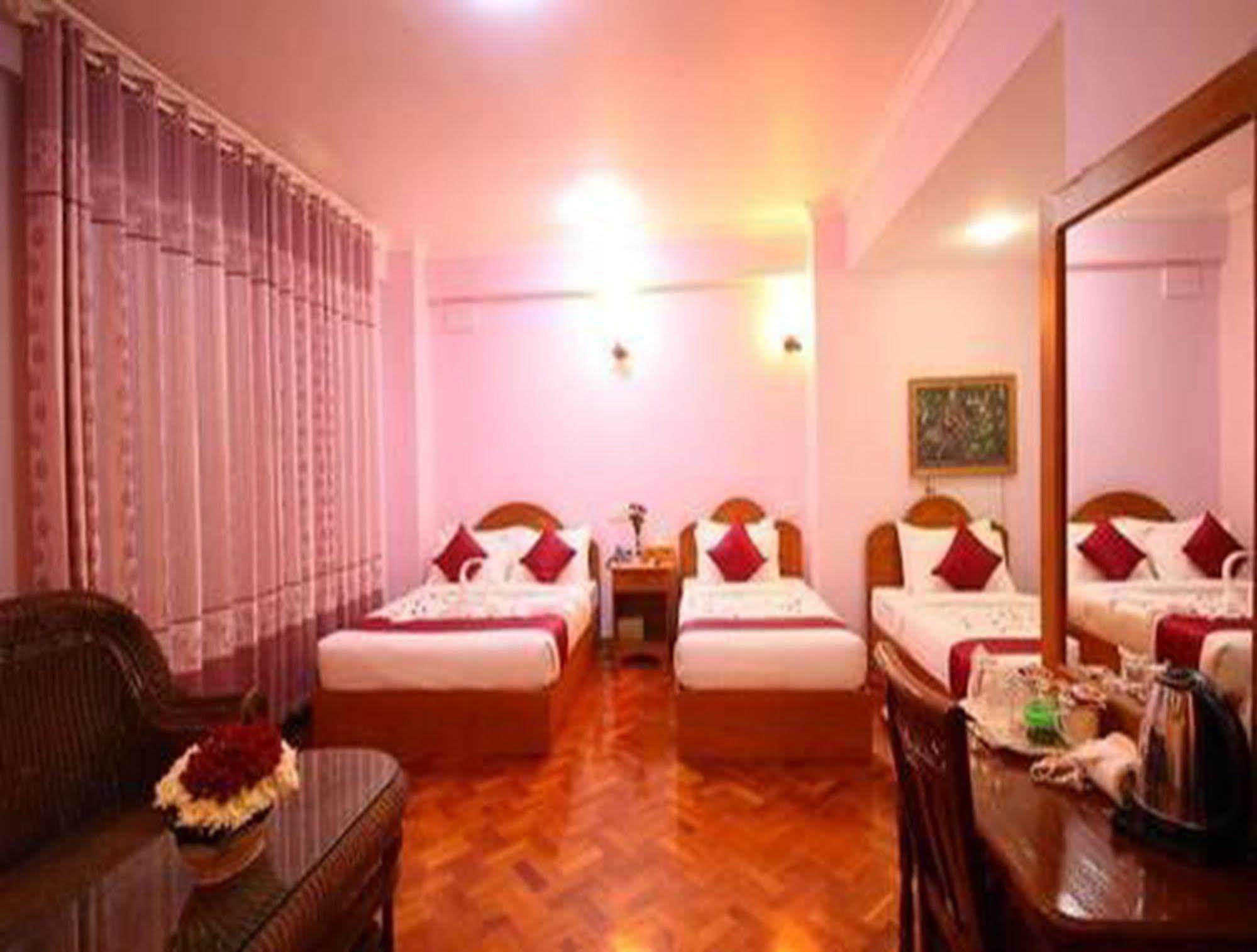 Hotel United Mandalay Luaran gambar